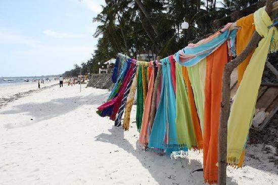 Kenya Bay Beach Hotel Bamburi Exteriér fotografie