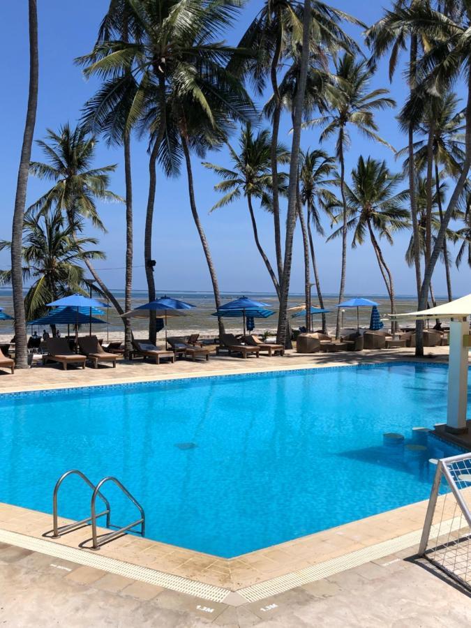 Kenya Bay Beach Hotel Bamburi Exteriér fotografie