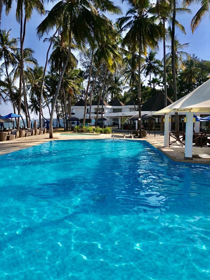 Kenya Bay Beach Hotel Bamburi Exteriér fotografie
